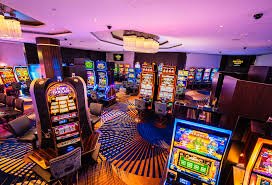 Dashboard bom judi menampilkan kategori slot dengan Mega Sevens dan permainan lainnya